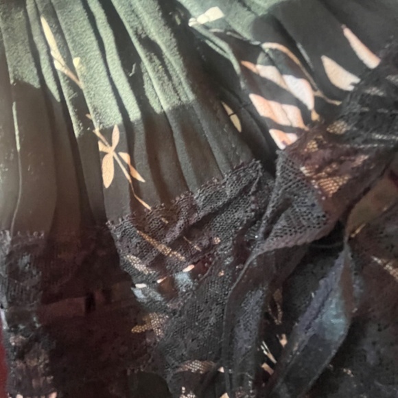 Rag Cie Bohemian Button blouse Black with Pink floral print Bell sleeves - Picture 7 of 10